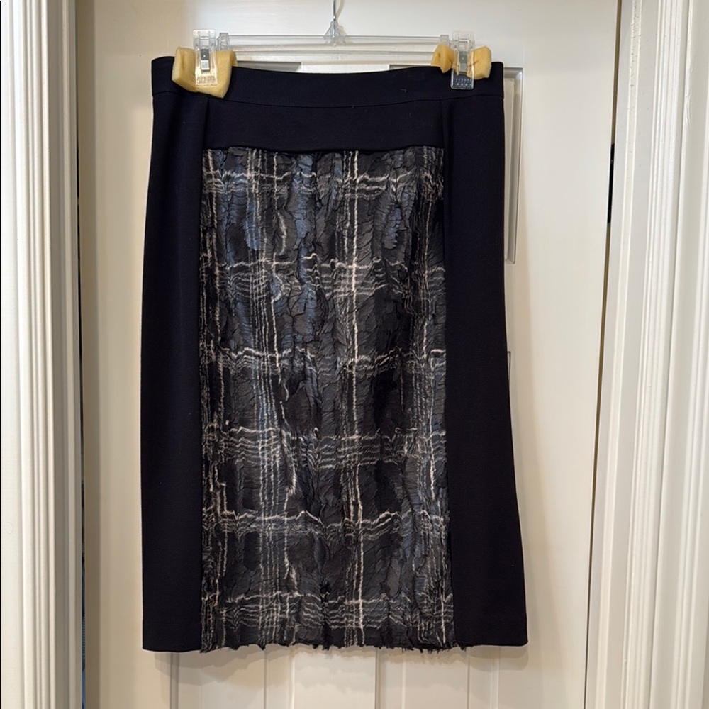 NBW BCBGMaxAzria Black and White Pleated Pencil Skirt